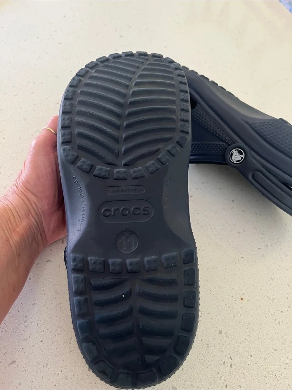 CROCS Mens Classic Clog - Navy